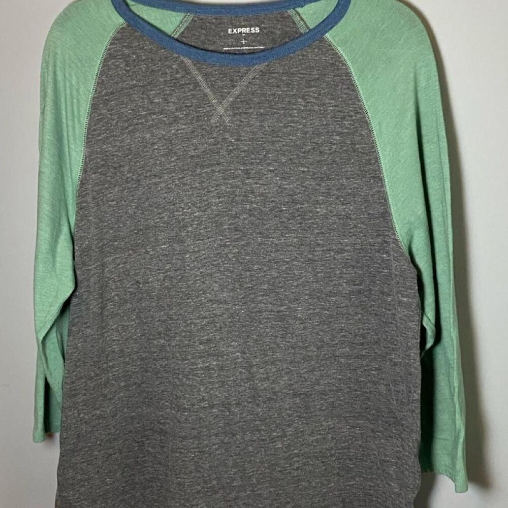 Express Women's Grey and Green T-shirt